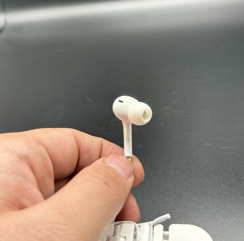 Apple Ear Headphones Wired Earphone for iPhone Microphone Ear Phone - Hands-Free | Handsfree For Mobile Phone - Without Box - Random Color